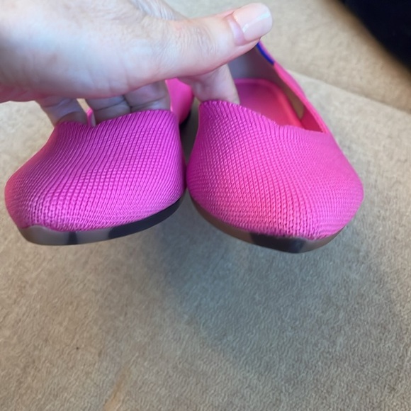 Rothy’s The Point Flats Womens in Dragon Fruit Pink- 6 - Picture 4 of 8
